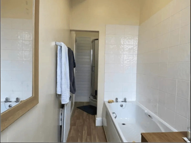 Portland Street - 4 Bed - Thumbnail 1